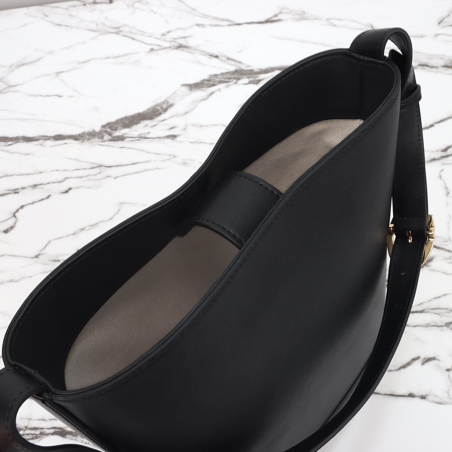 Gucci G73 Collection Bucket Bag