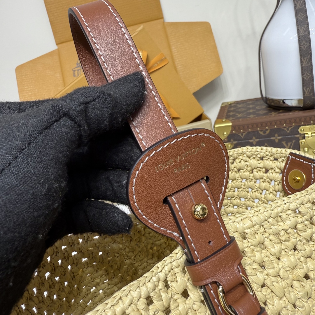 Louis Vuitton All In BB Bag – M14217