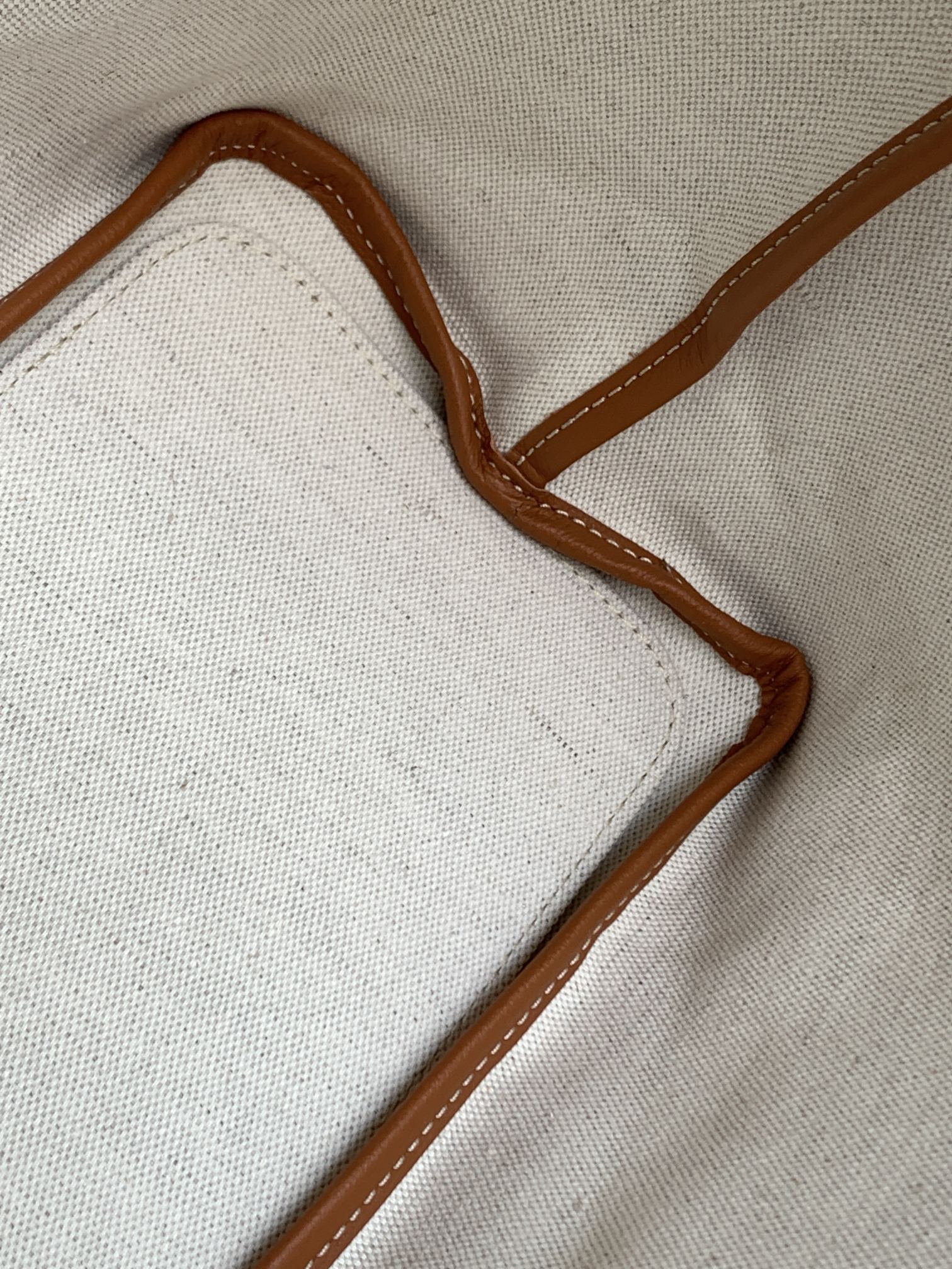 Goyard-Chien Gris Pet Carrier