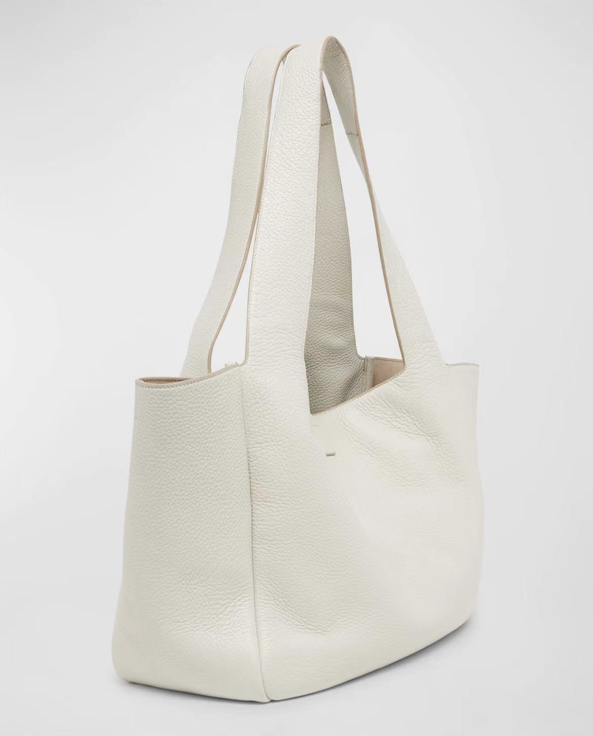 LE 5 À 7 bea in grained leather-White