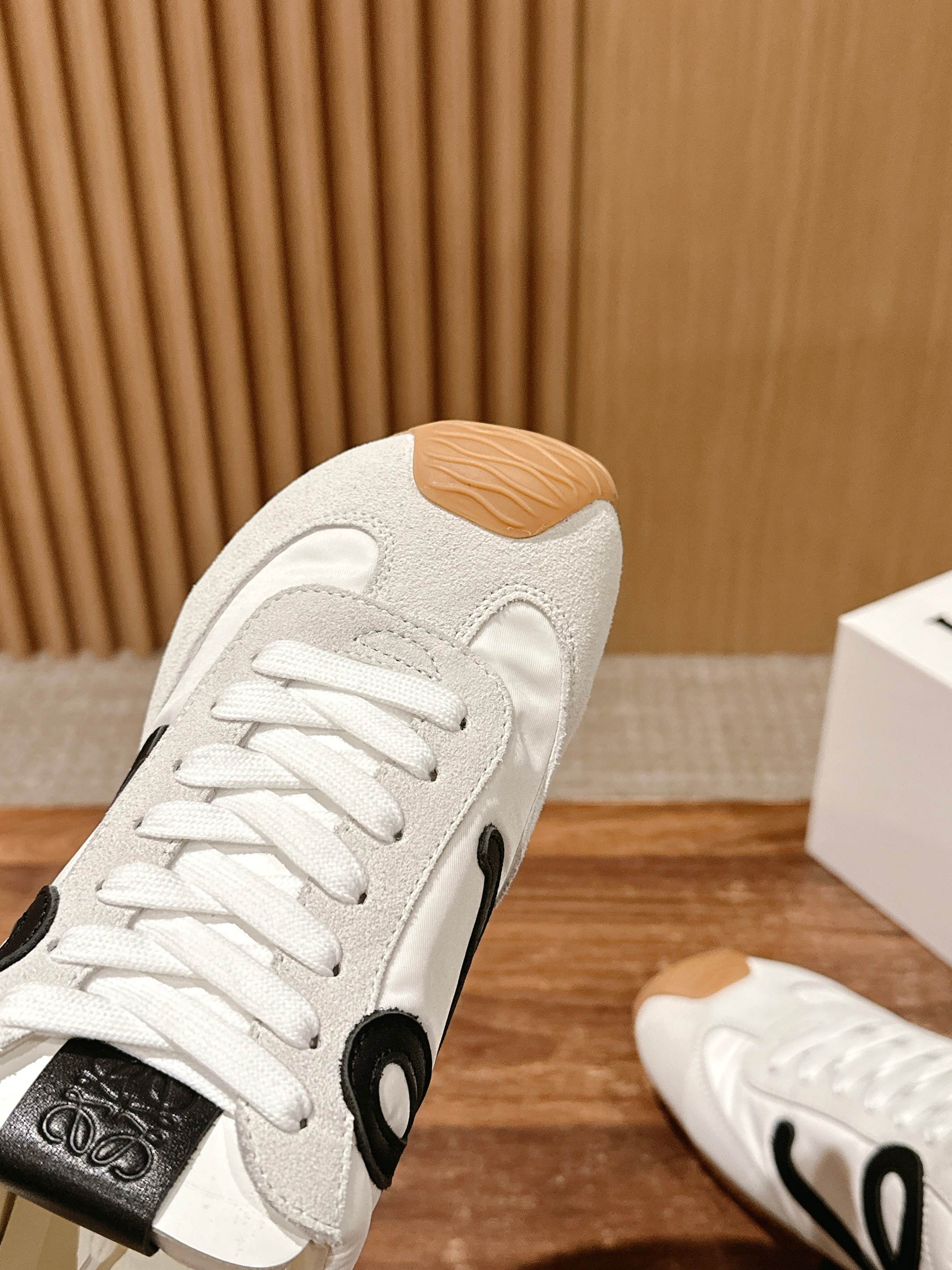 Loewe Ballet Runner 2.0 in nylon and calfskin White/Black