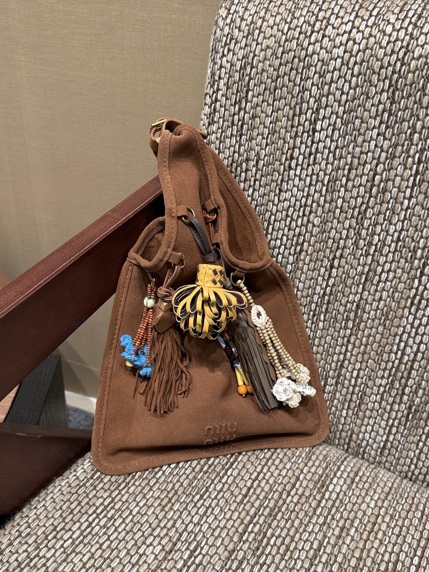 MIUMIU-ROM THE RUNWAY Suede bag with trick