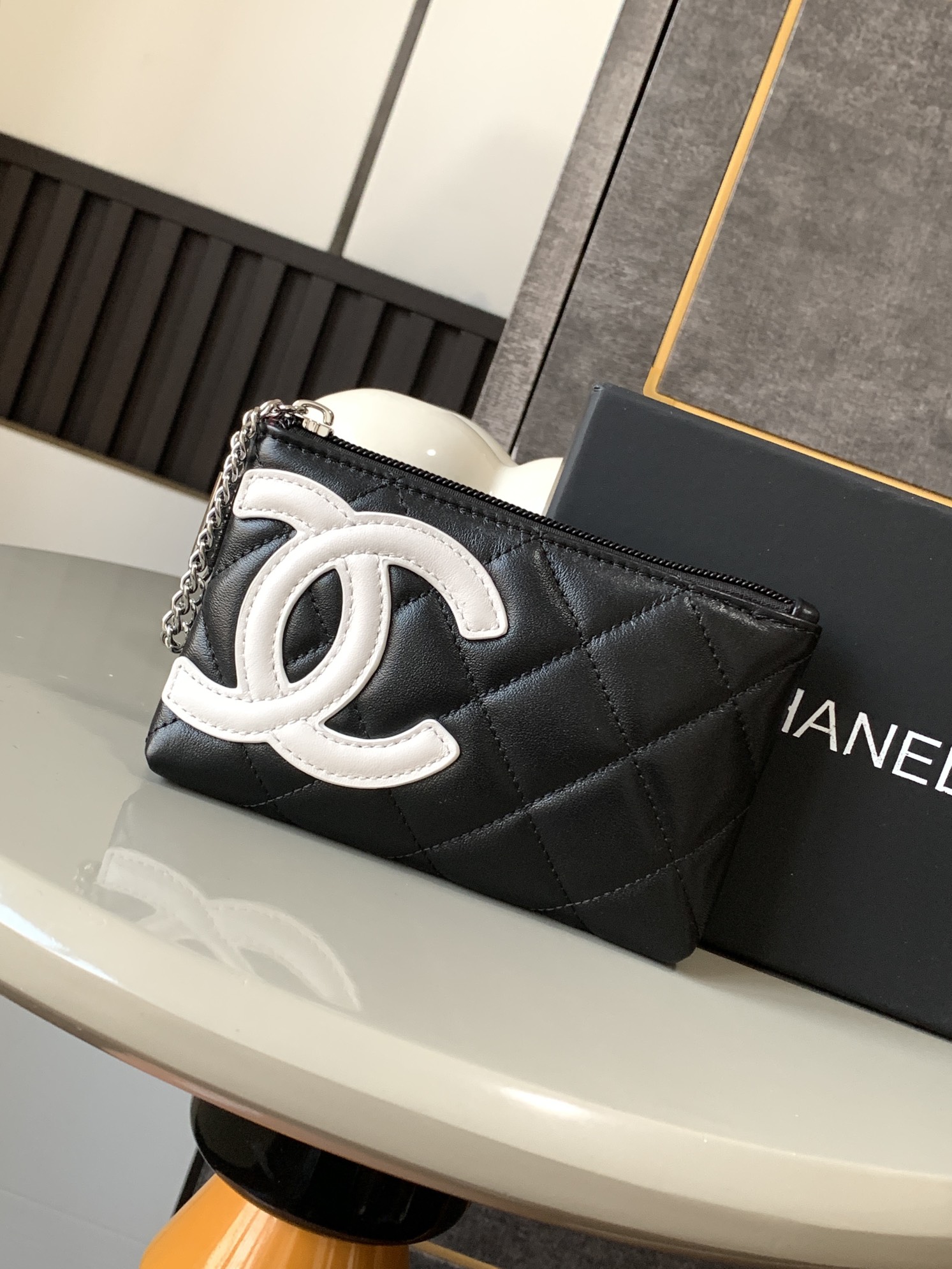 chanel sachet
