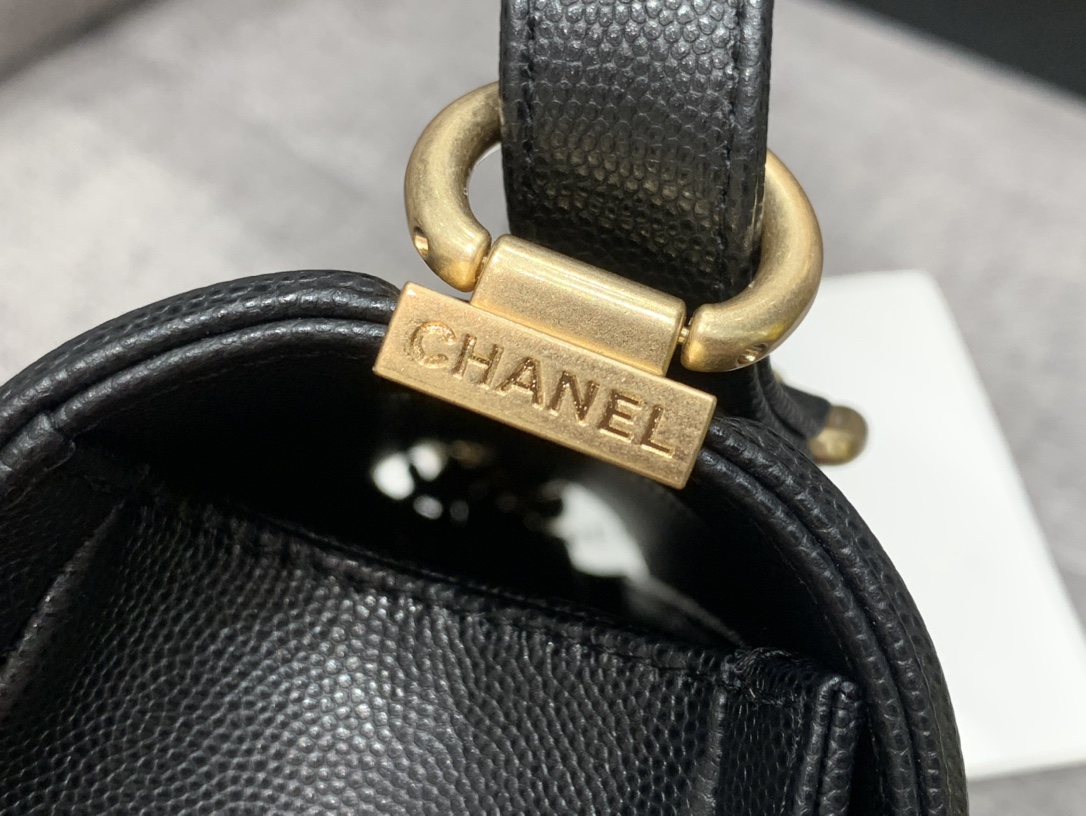 Leboy-25cm-Caviar cowhide-Black