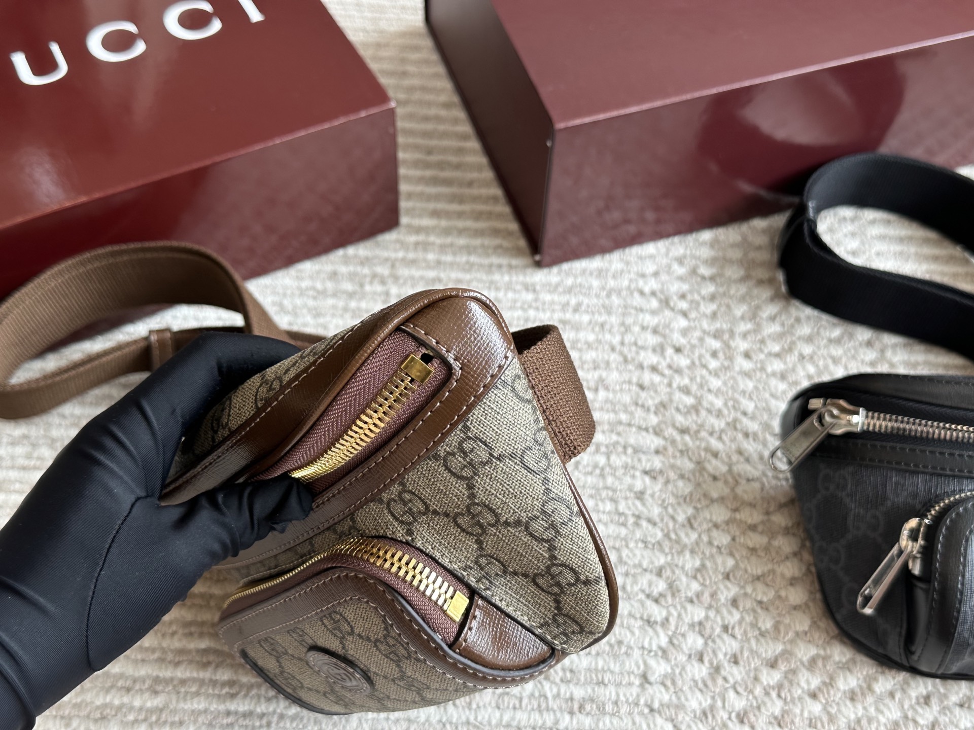 GUCCI Supreme medium belt bag