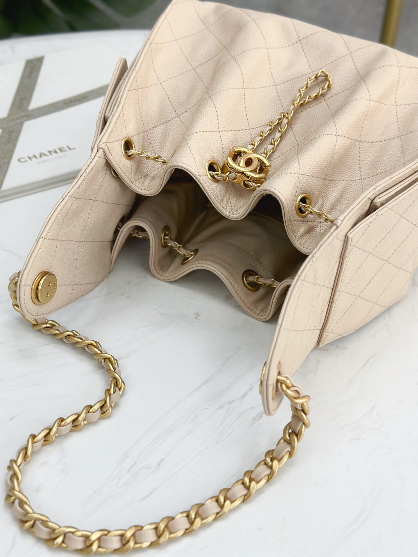 Chanel 25C New Quilted Leather Hobo Bag