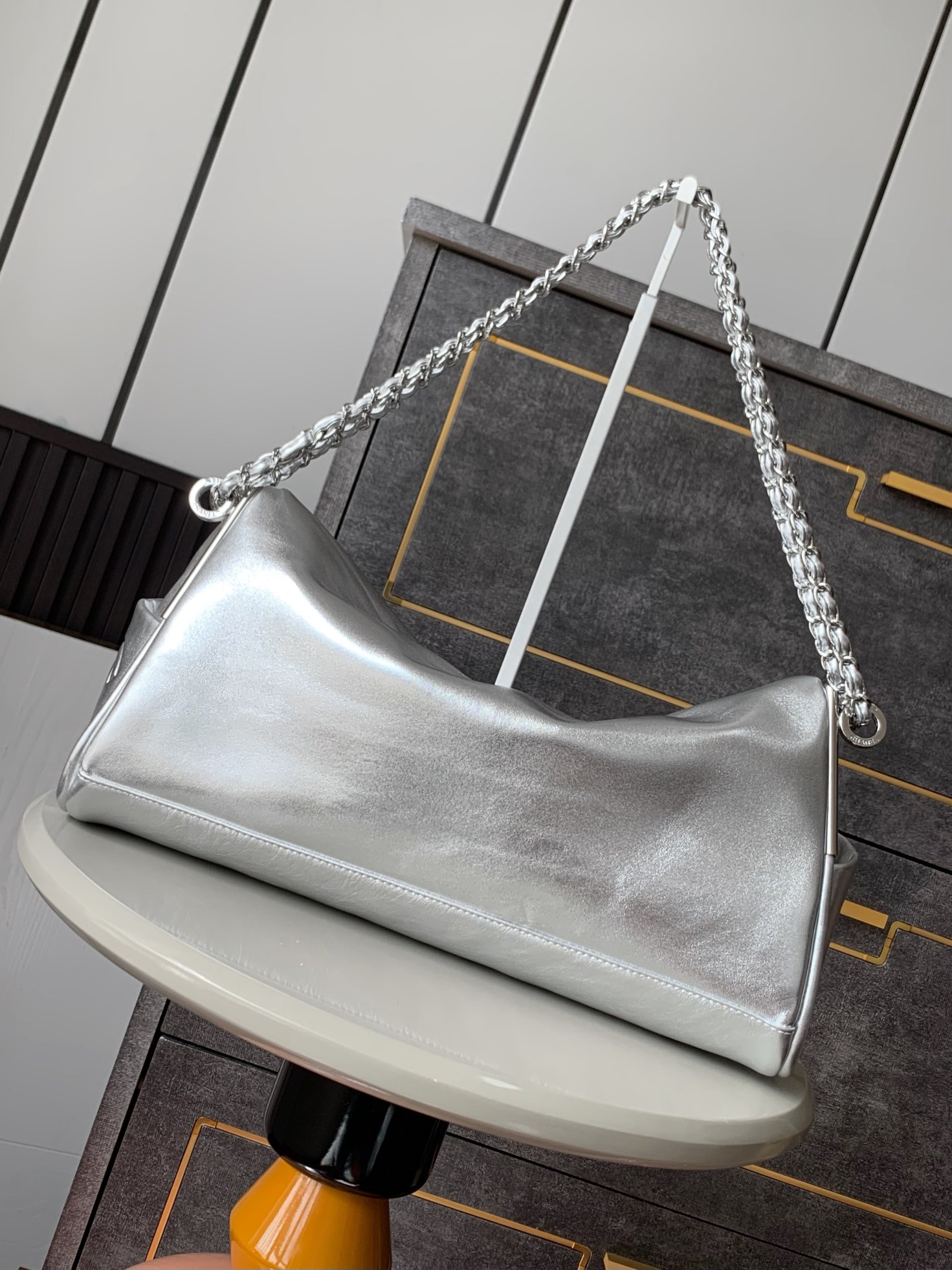 Crystal silver large size no diamond line design bag