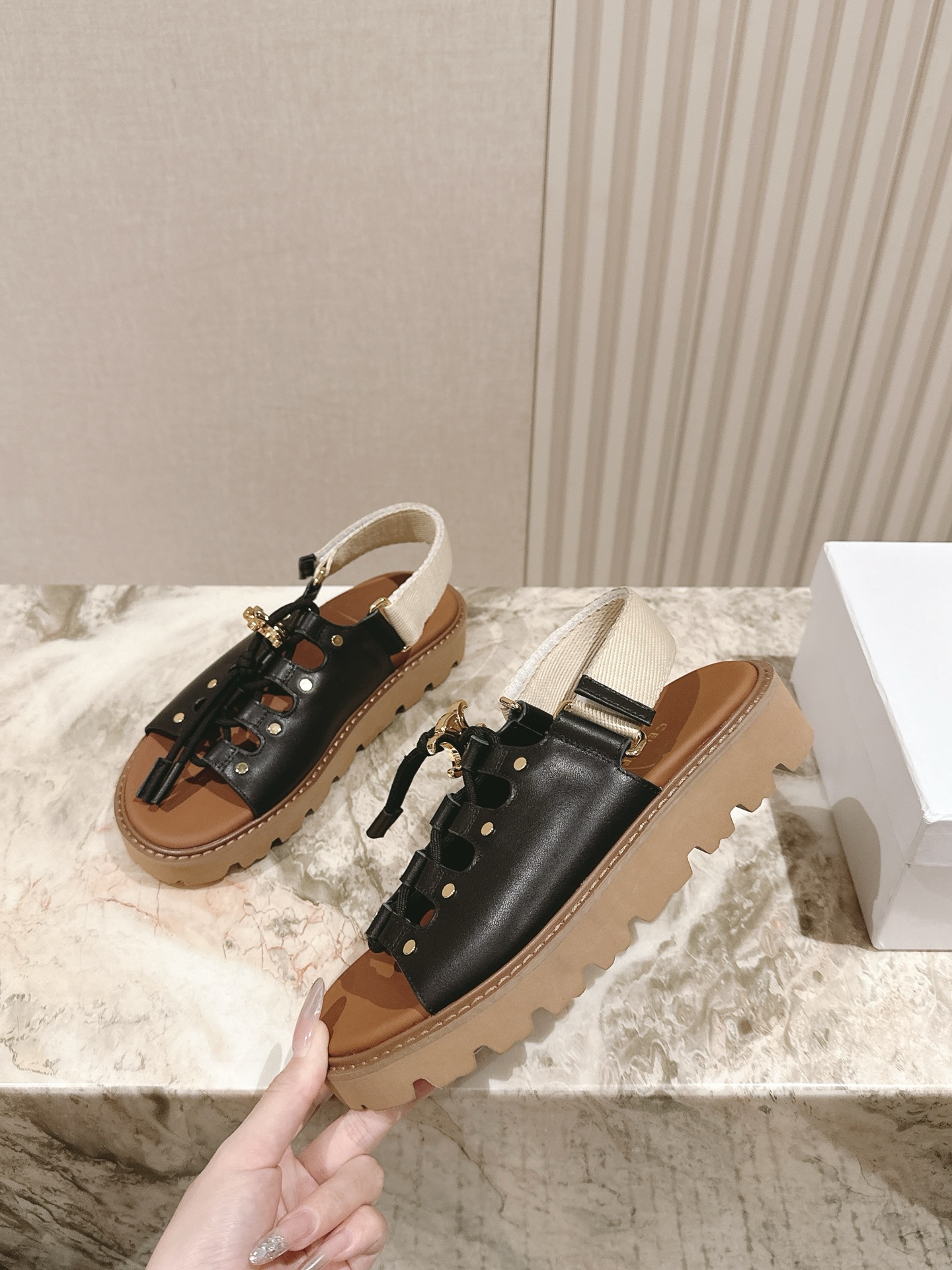 CELINE Triomphe British-Style Roman Flat Sandals & Slides Series