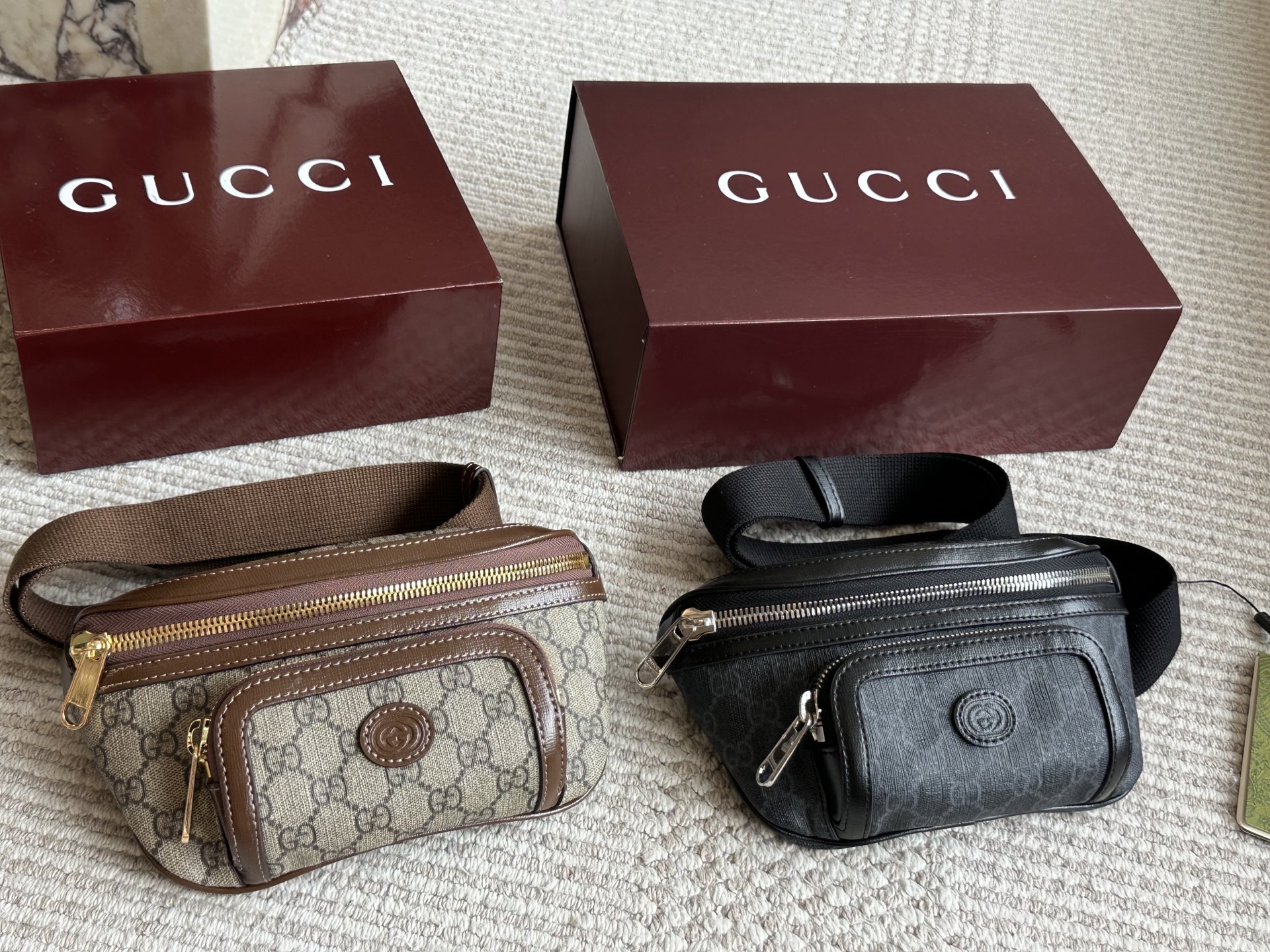 GUCCI Supreme medium belt bag