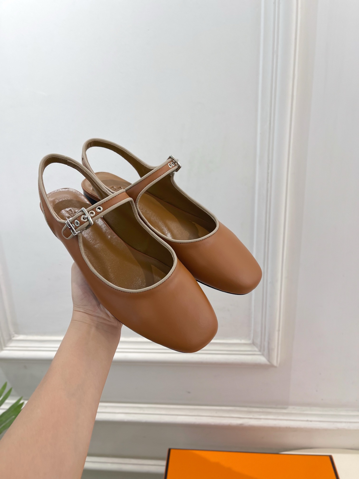 HERMÈS Kleo Mule Sandals