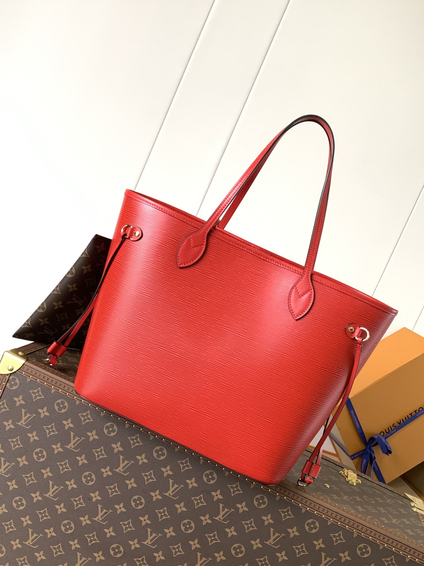 LV-M12755-neverfull