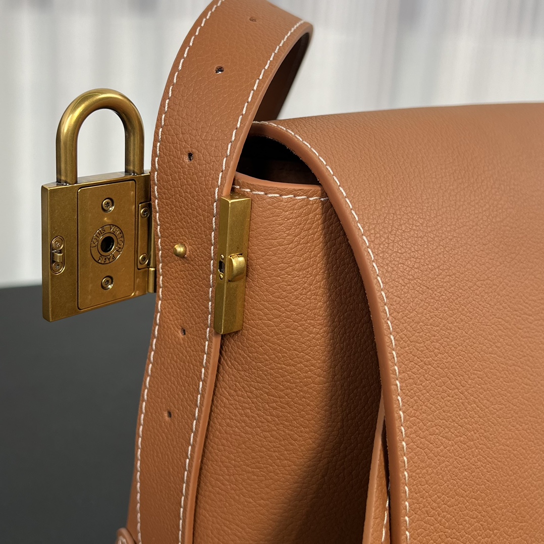 LV Low Key Envelope Bag