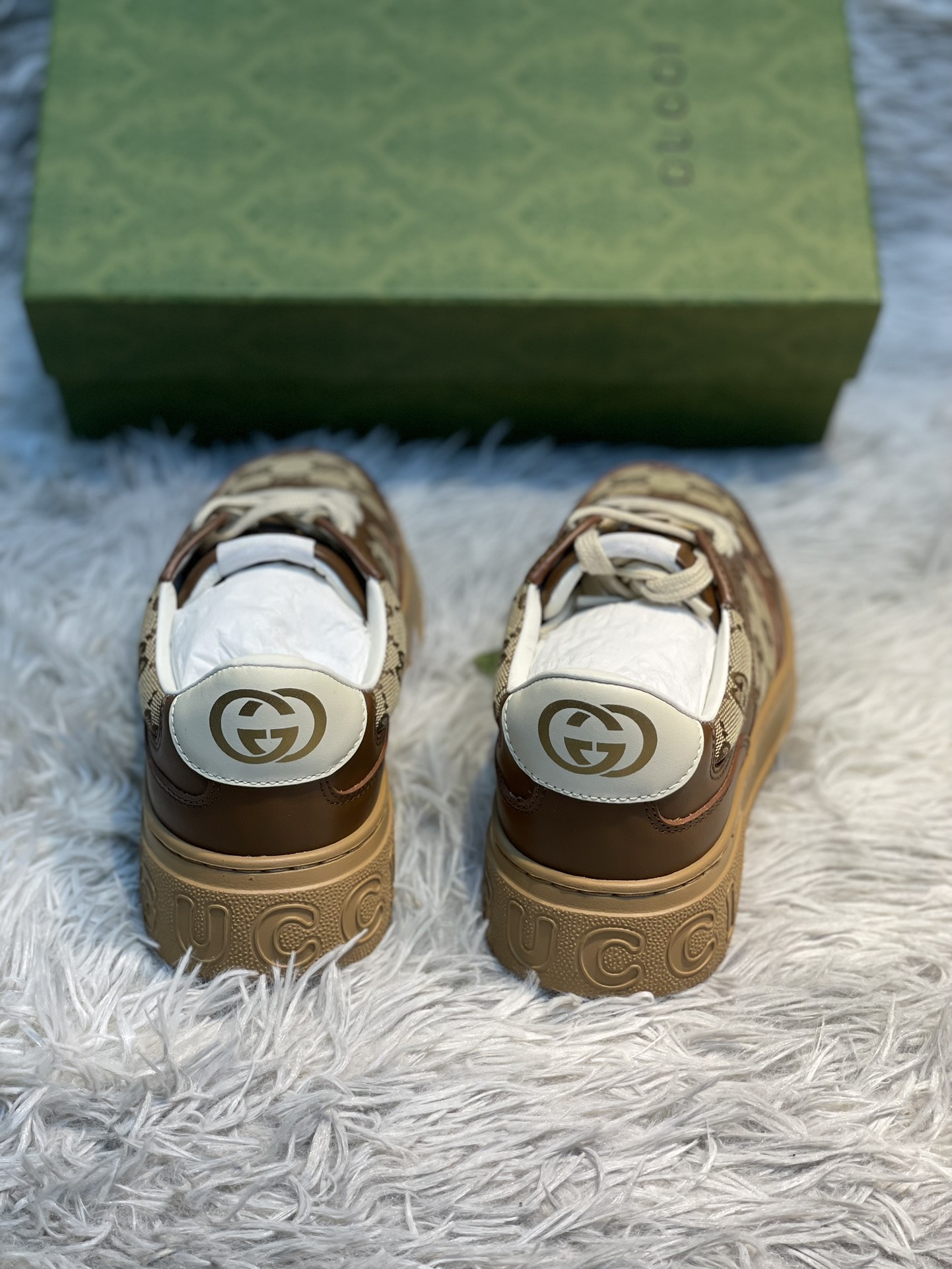 Gucci-Chunky B-Sneaker