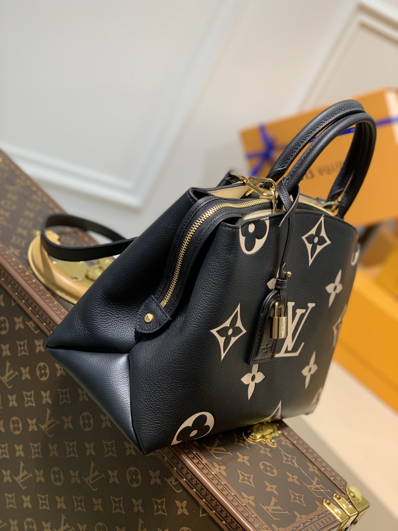 Louis Vuitton Bicolor Monogram Empreinte Leather M45842 Grand Palais