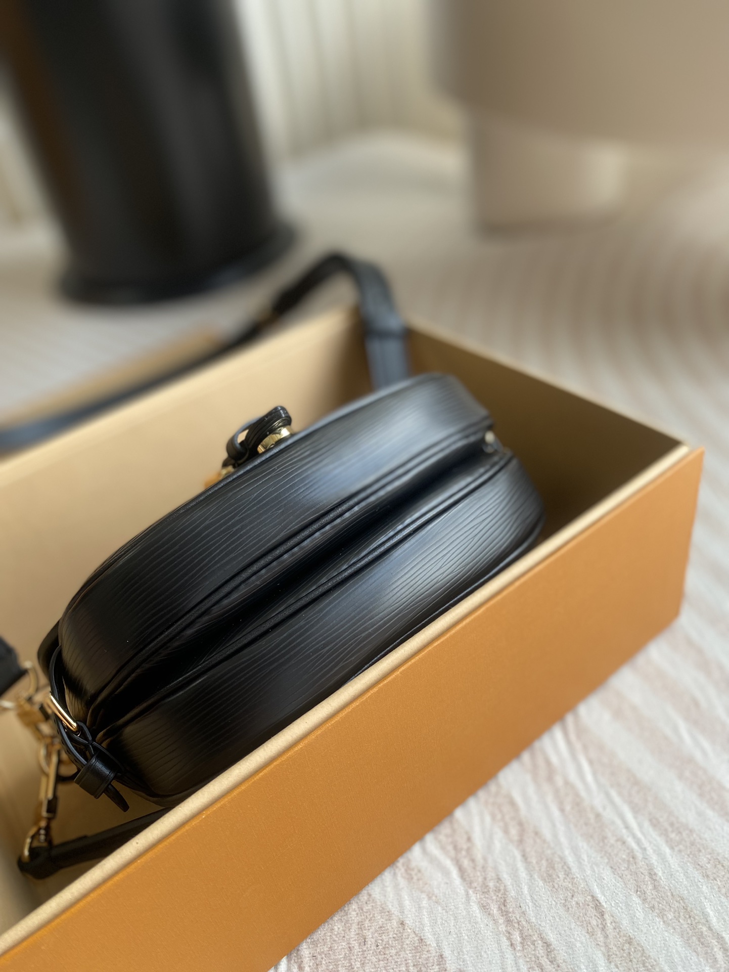 Louis Vuitton Black M23469 Saumur BB