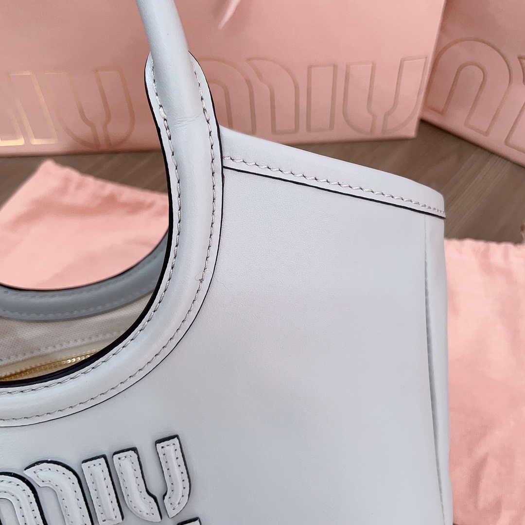 MIUMIU-5BG288 New Isetan Exclusive Tote