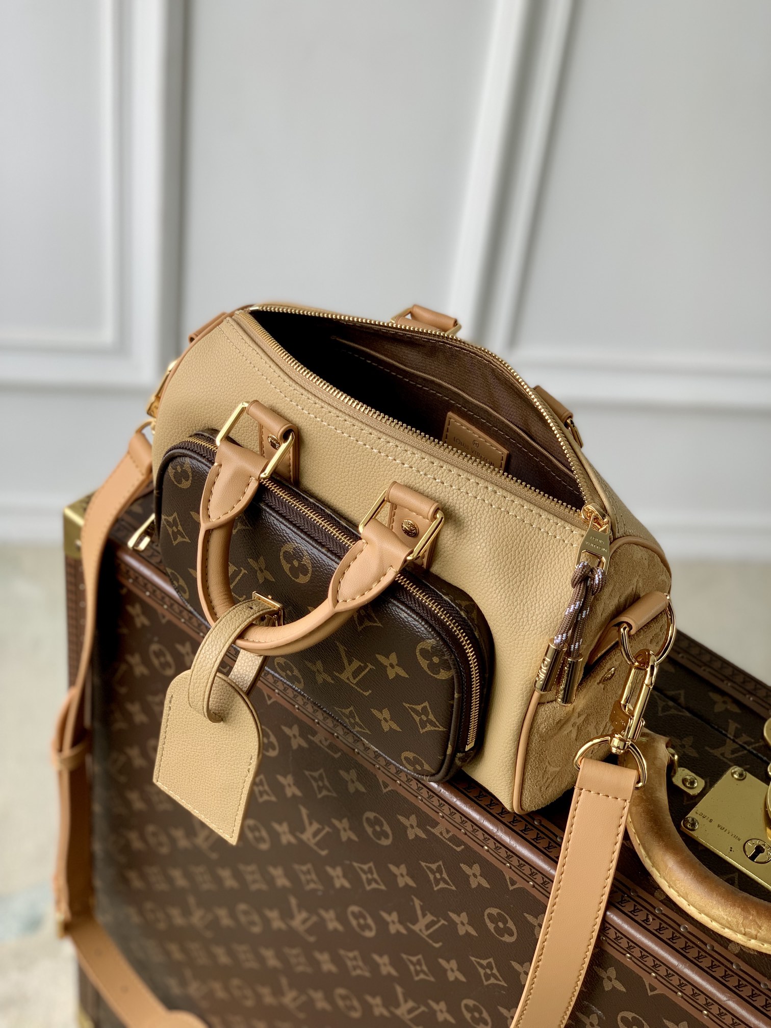 LV-M12627-Keepall Bandouliere 25 bag