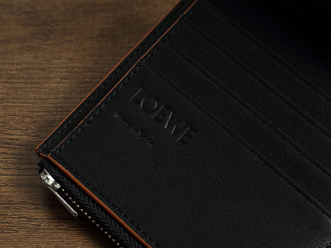 Loewe tri-fold wallet