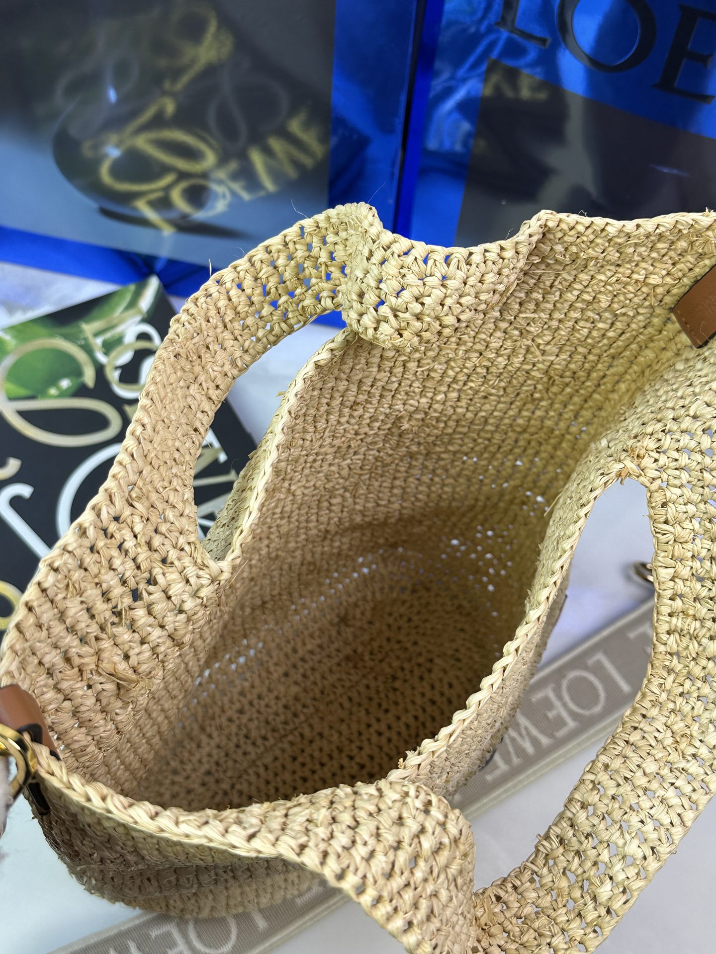 Loewe-𝙋𝙖𝙪𝙡𝙖 𝙞𝙗𝙞𝙯𝙖 -Mini raffia straw bag