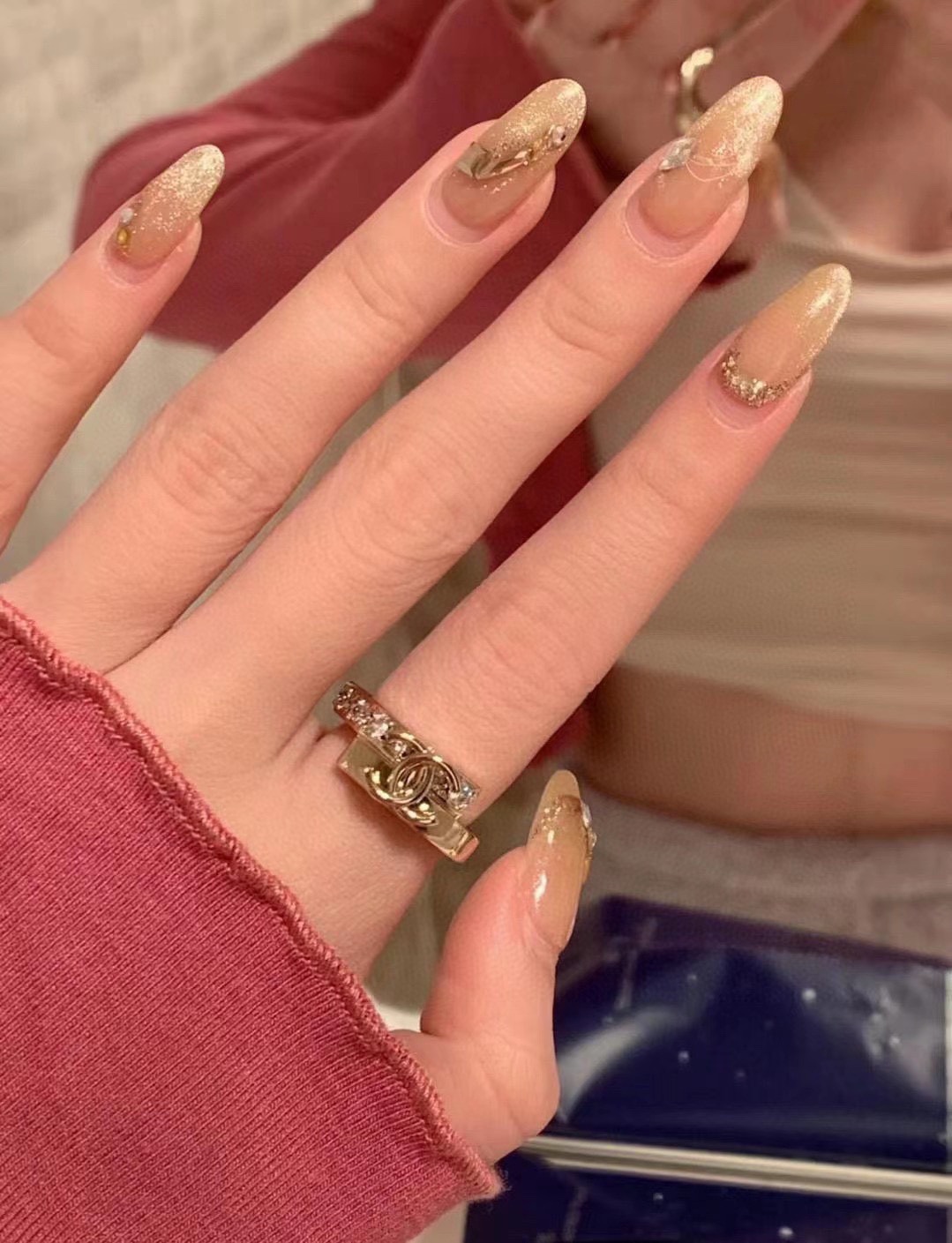 𝑪𝒉𝒂𝒏𝒆𝒍New double-stitched gold double C ring