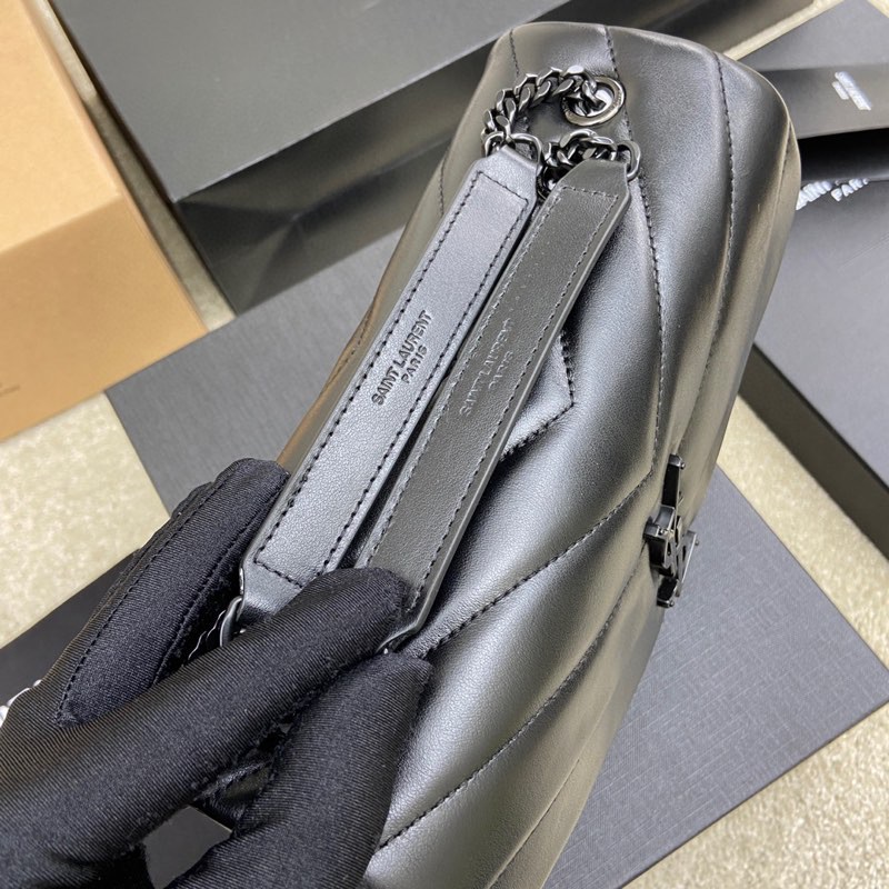 YSL Loulou Medium Long Envelope Crossbody Bag-Black