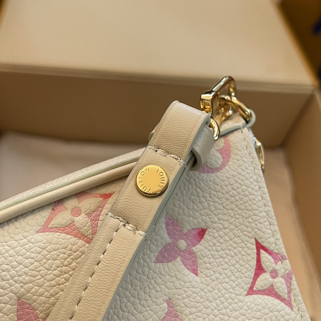 Louis Vuitton M83448 Easy Pouch On Strap Sunrise Aquarelle