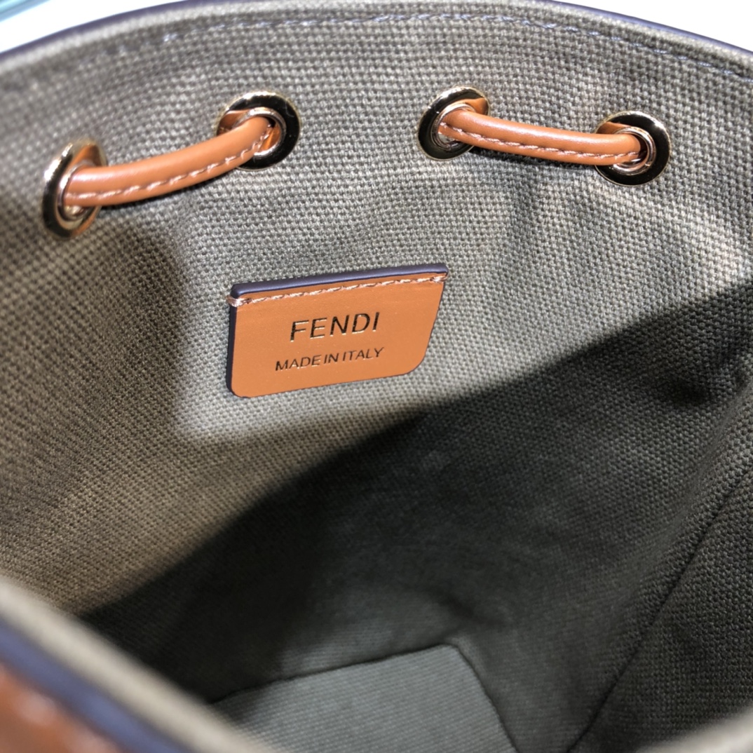 FENDI-Classic Denim FF Logo Embroidered Bucket Bag