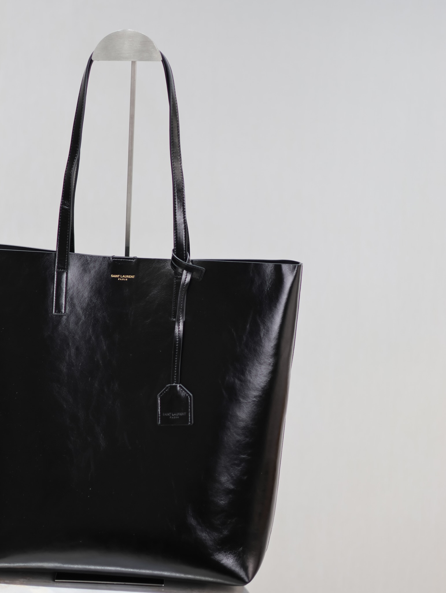 Black oil wax skin shopping tote bag