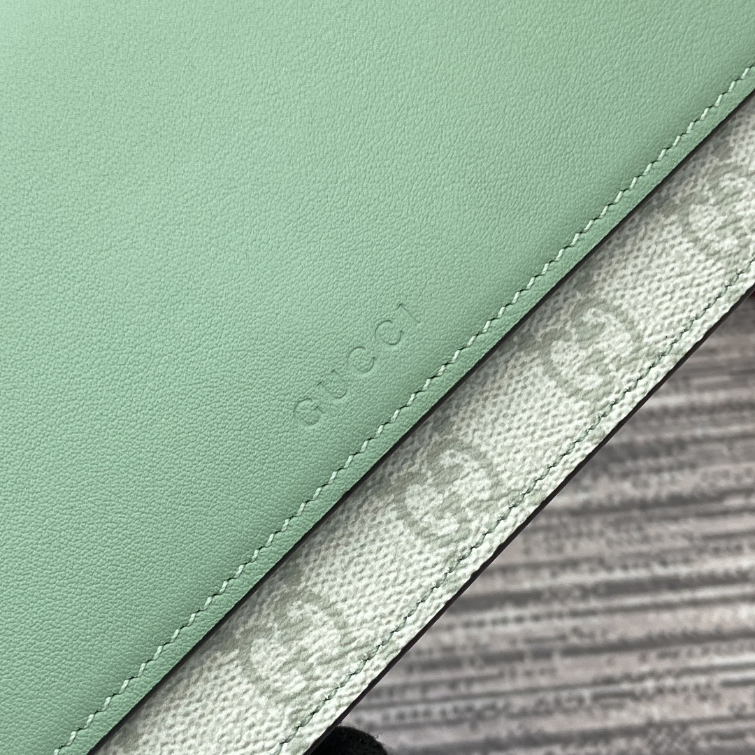 Gucci GG Emblem Chain Wallet