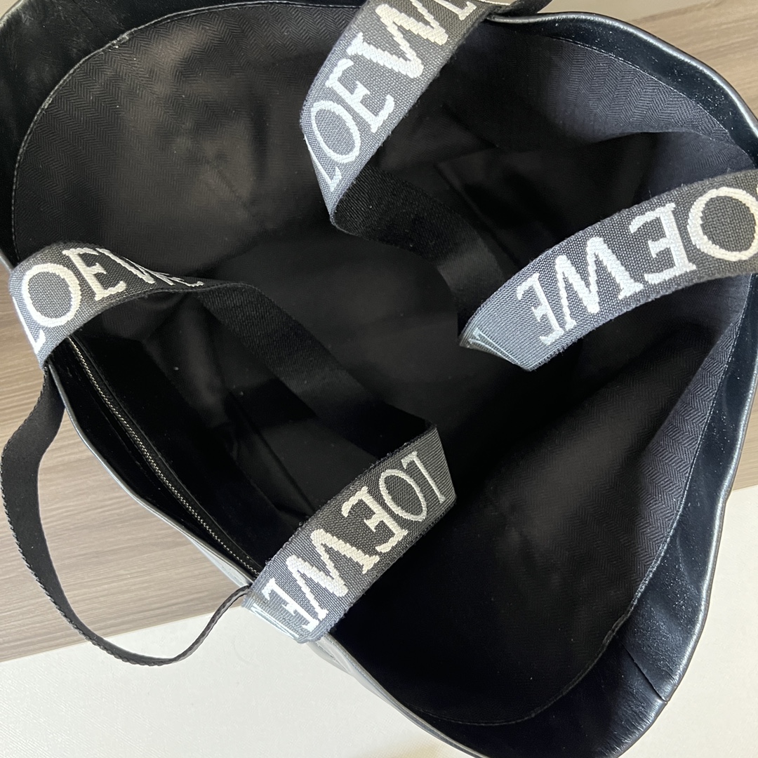 LOEWE-Fold Shopper in paper calfskin-Black