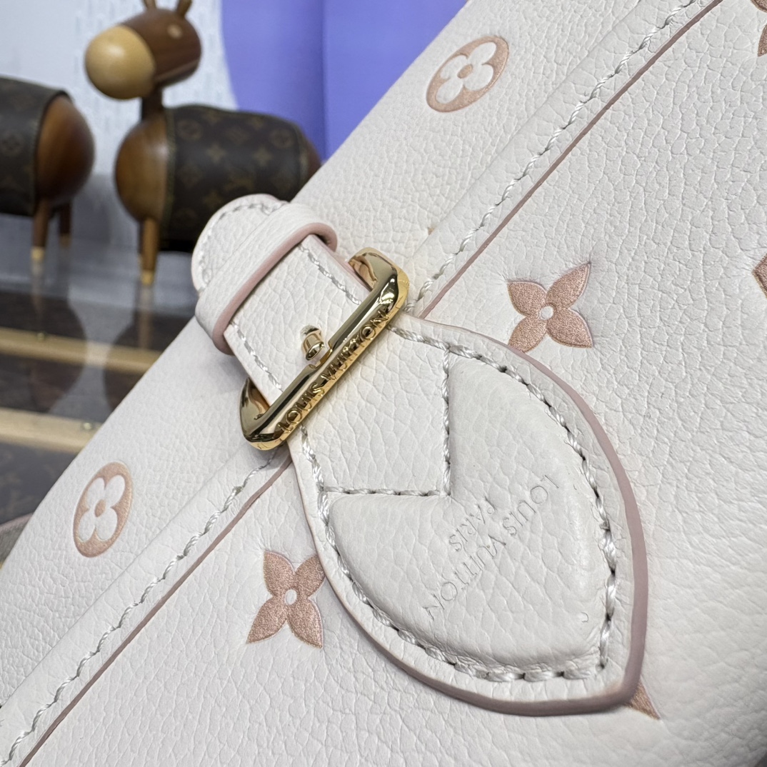 LV M13642 Nano Diane