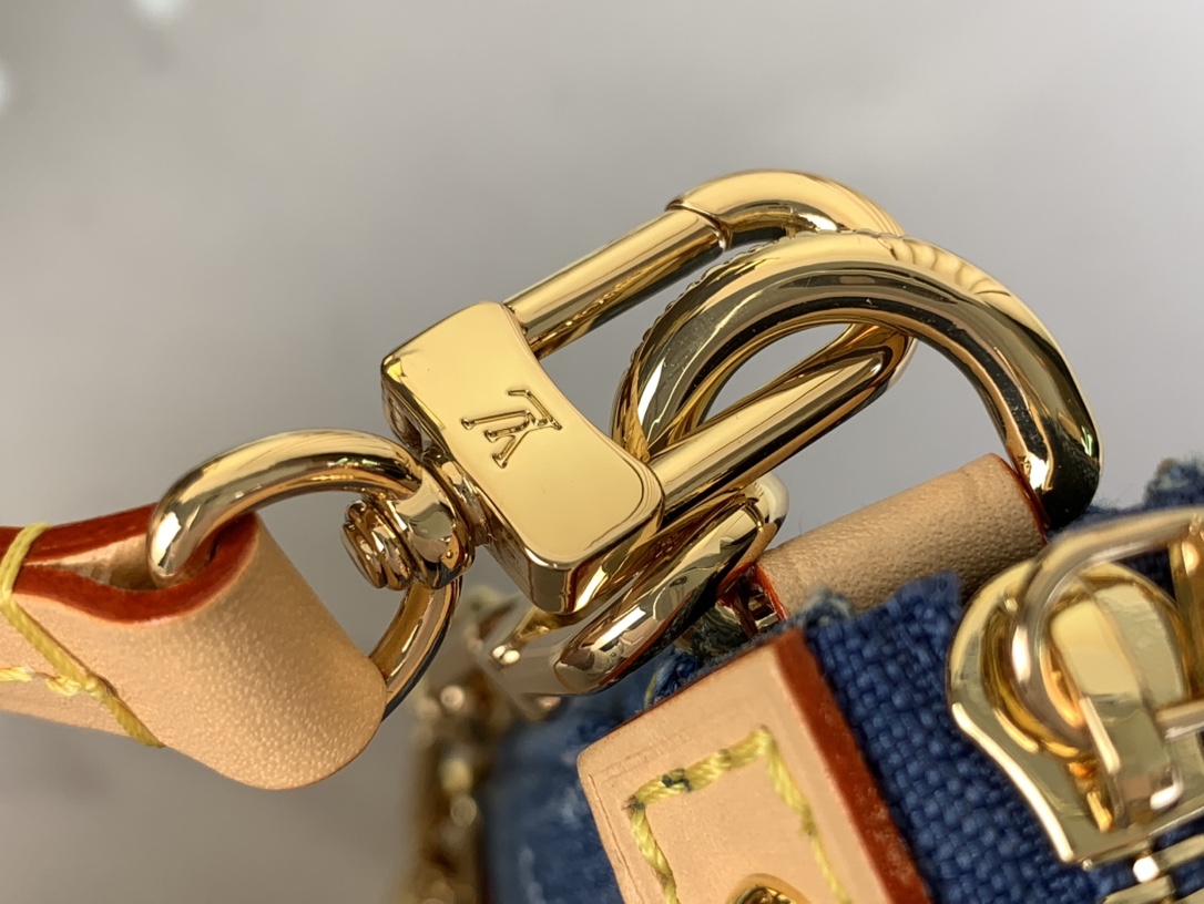 M13994 New LV x TM Pochette Accessoires