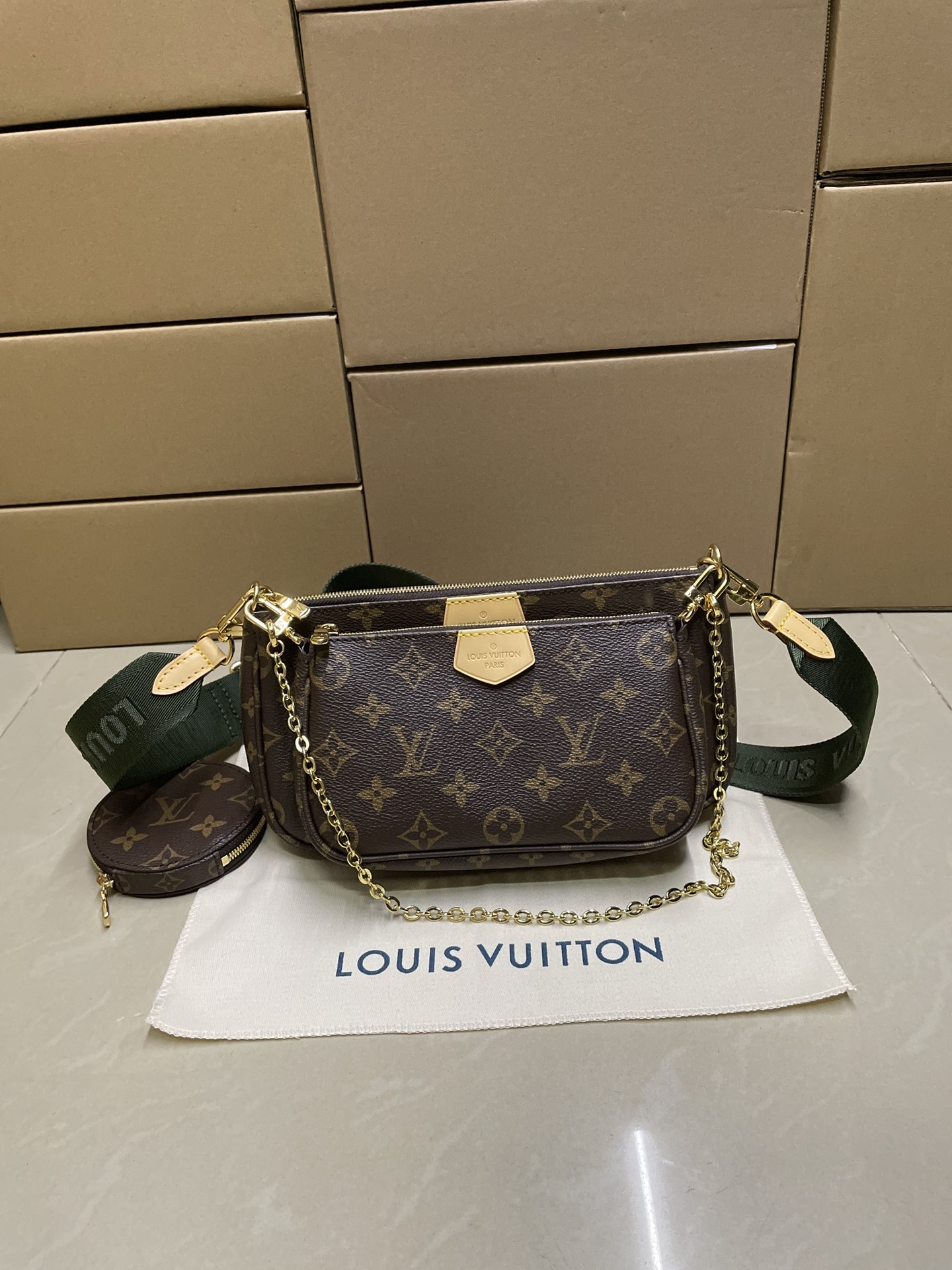 Louis Vuitton M44813 Multi-Pochette Accessoires