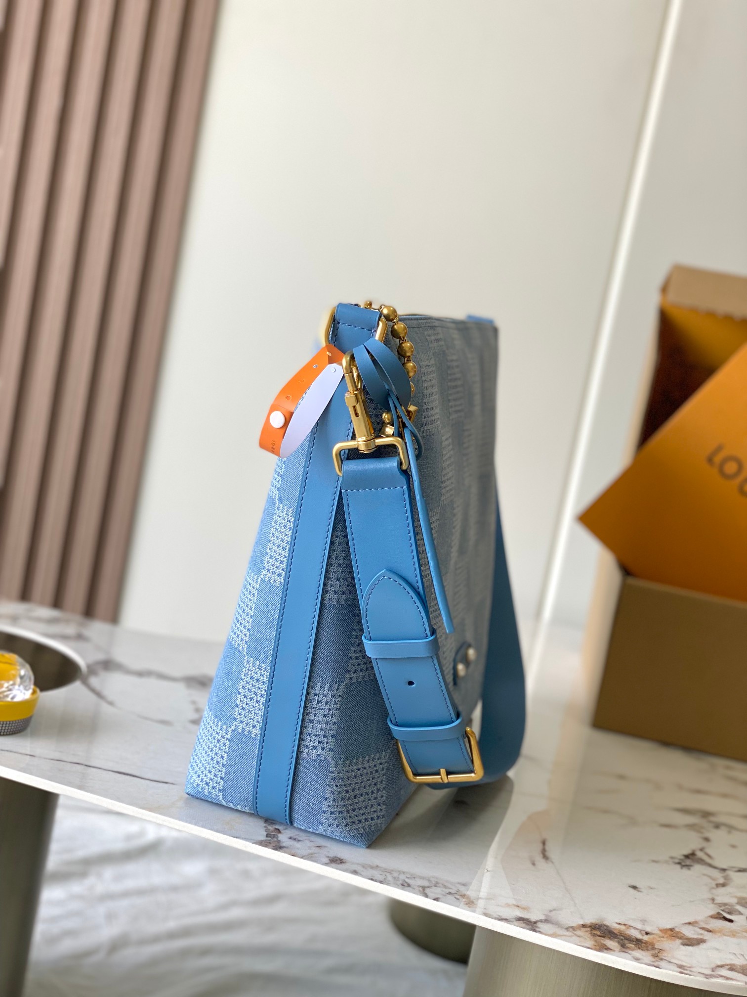 LV N00202 New Vagabond Hobo