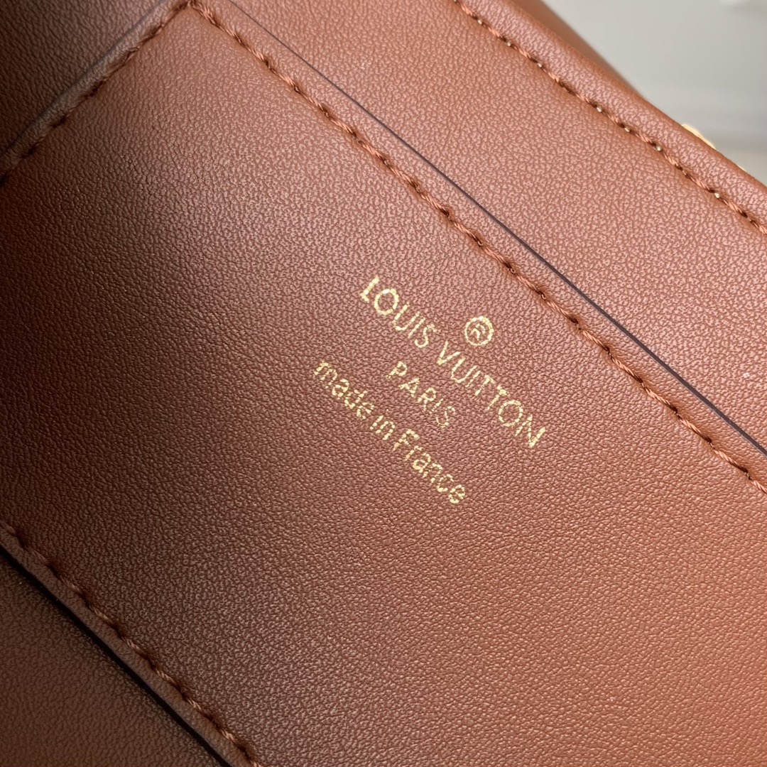 Louis Vuitton - Twist West Bag - Luxury Other Leathers Beige