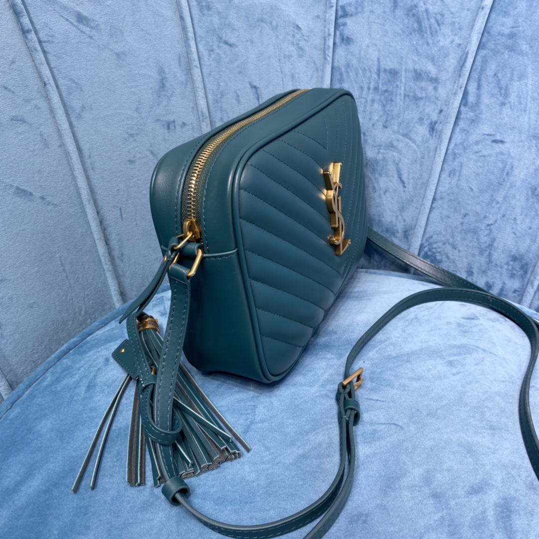 LOU quilted leather camera bag MONOGRAM SAINT LAURENT shoulder bag-blue