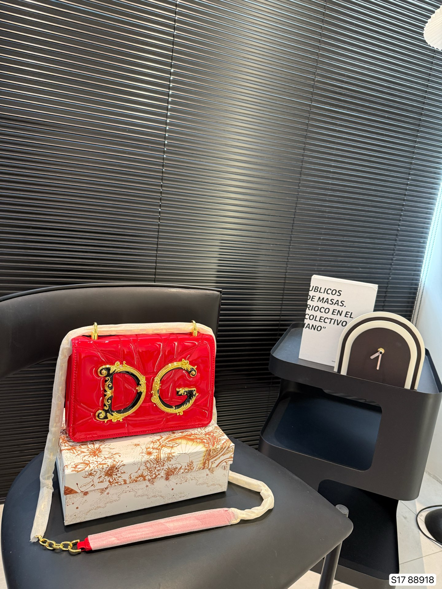 Dolce & Gabbana logo-plaque crossbody bag