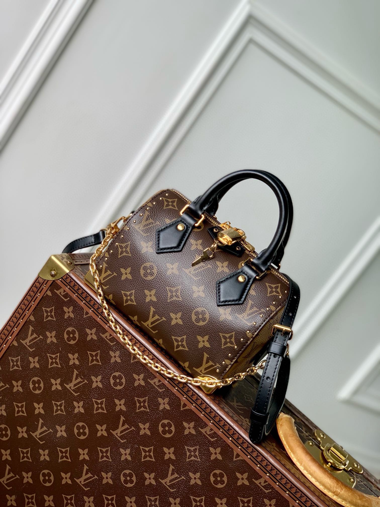 LV M13146 Speedy Trunk 20
