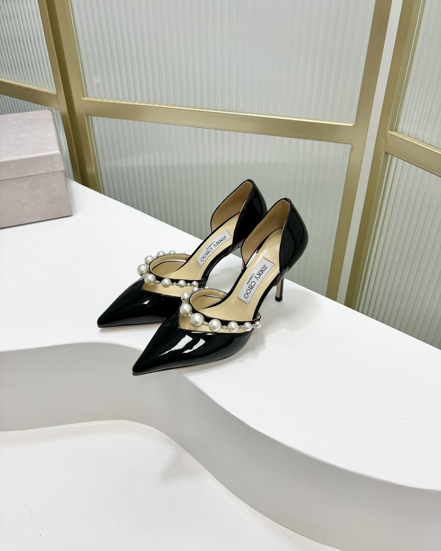Jimmy choo Temperament and versatile hollow high heels