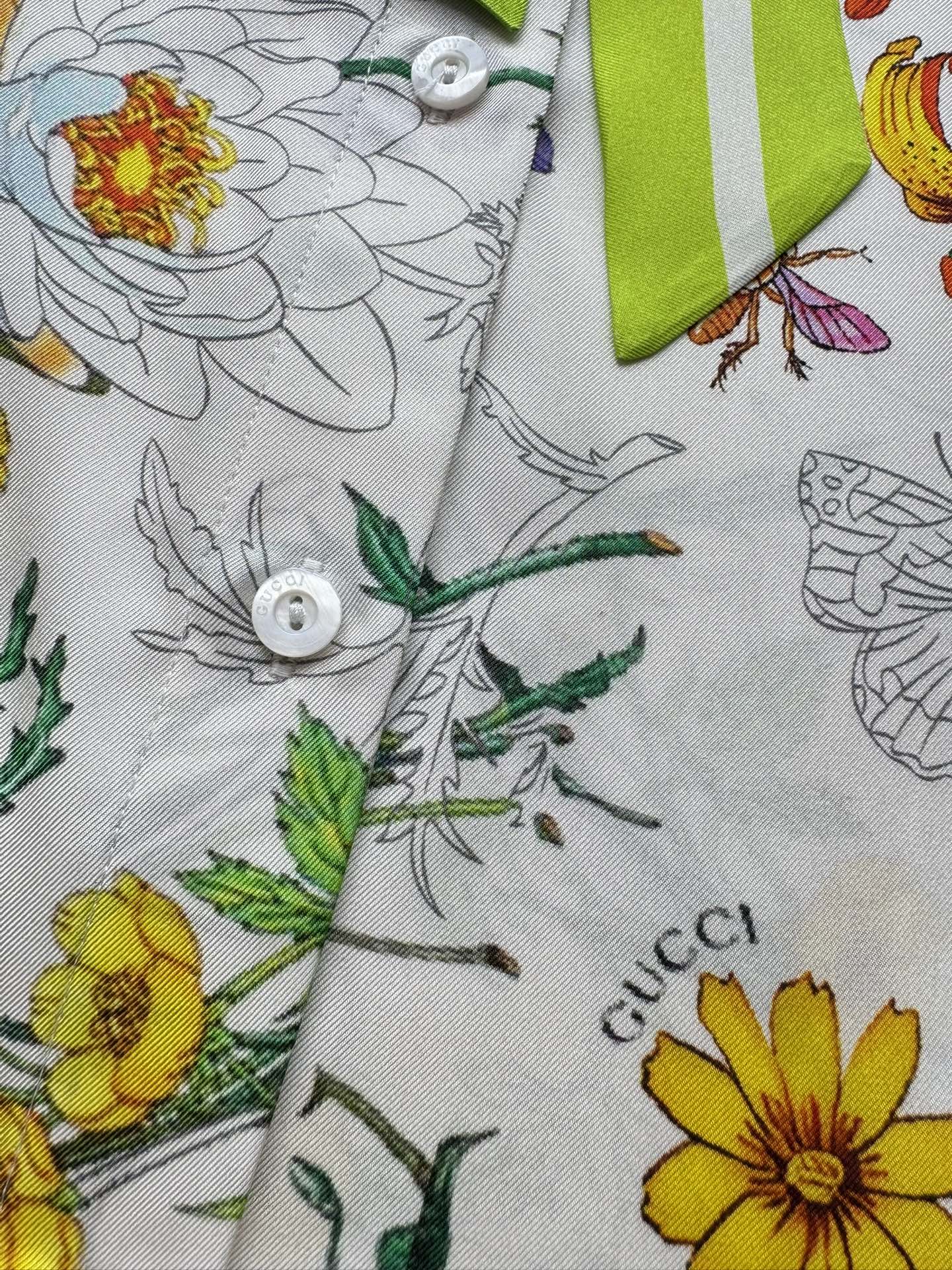 GUCCI Printed silk shirt