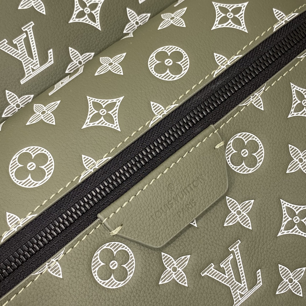 LV-M12463 Army Green (striped embossed)