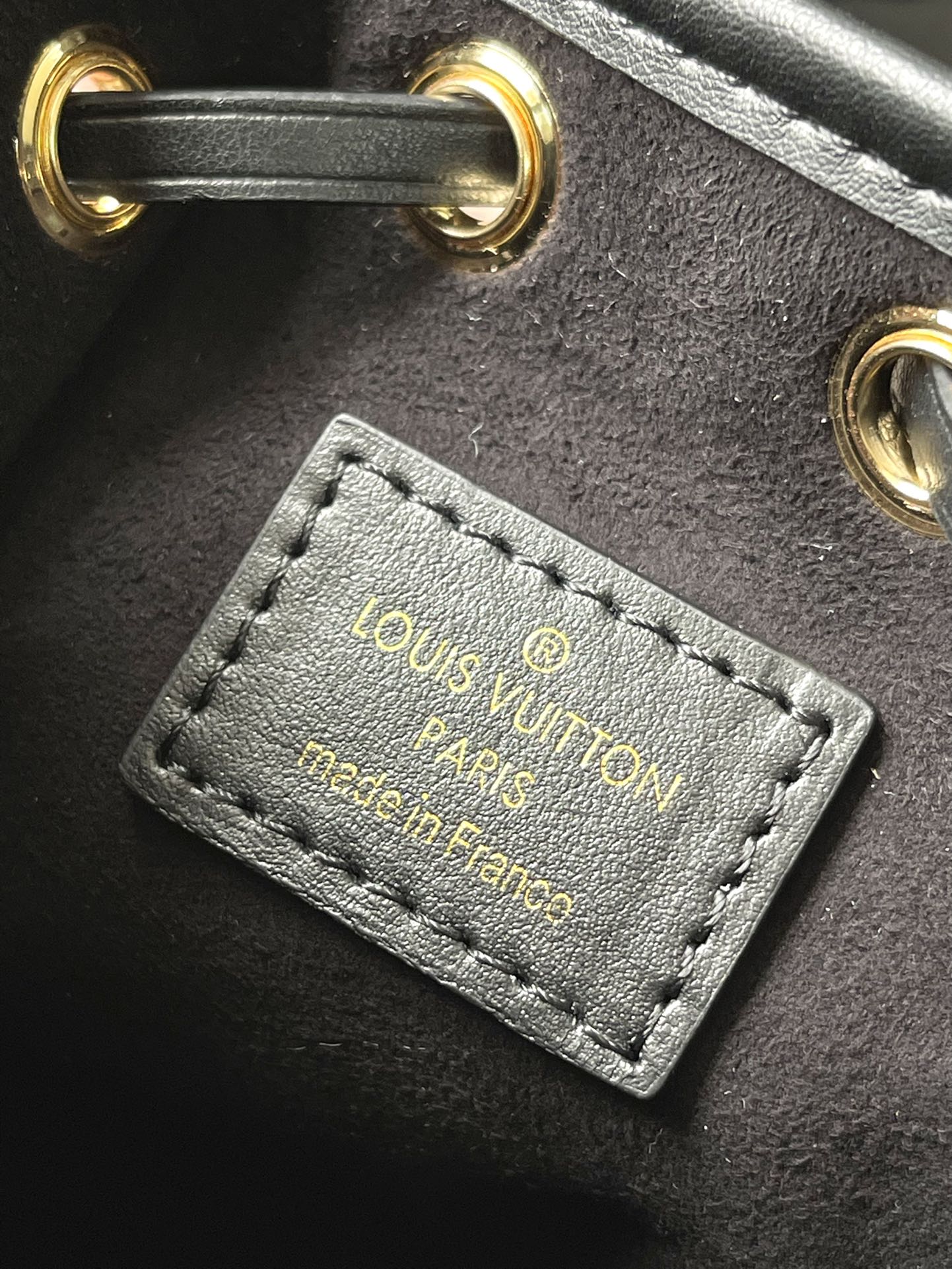 Louis Vuitton Canoé M83480 Monogram