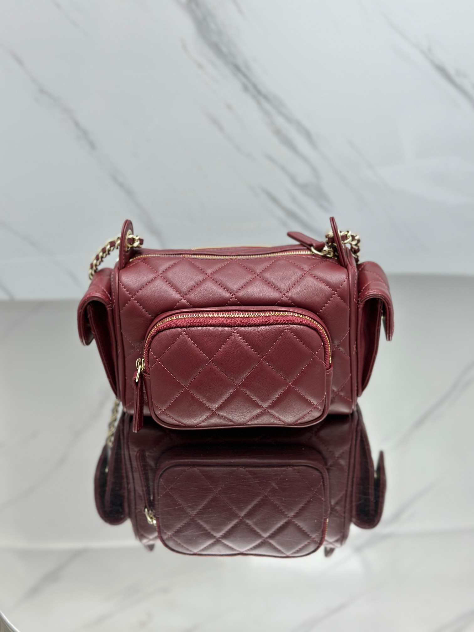 24K camera bag small date red