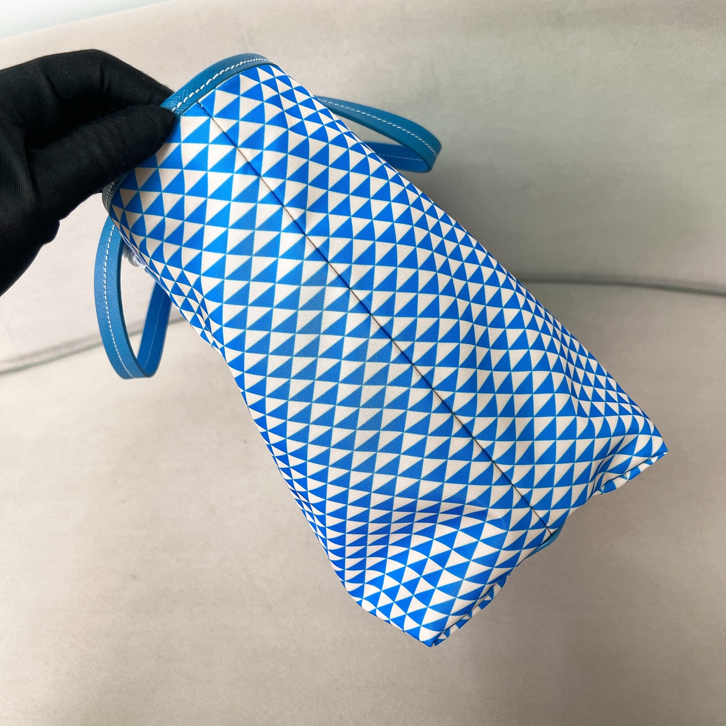 Prada Tote Bag 1BG552