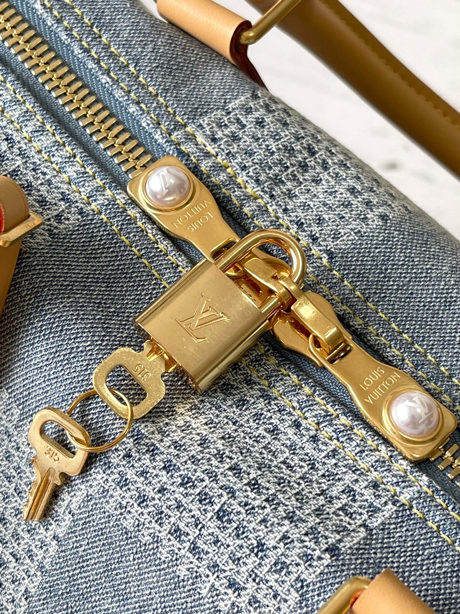 Louis Vuitton M40605 Keepall Bandoulière 50