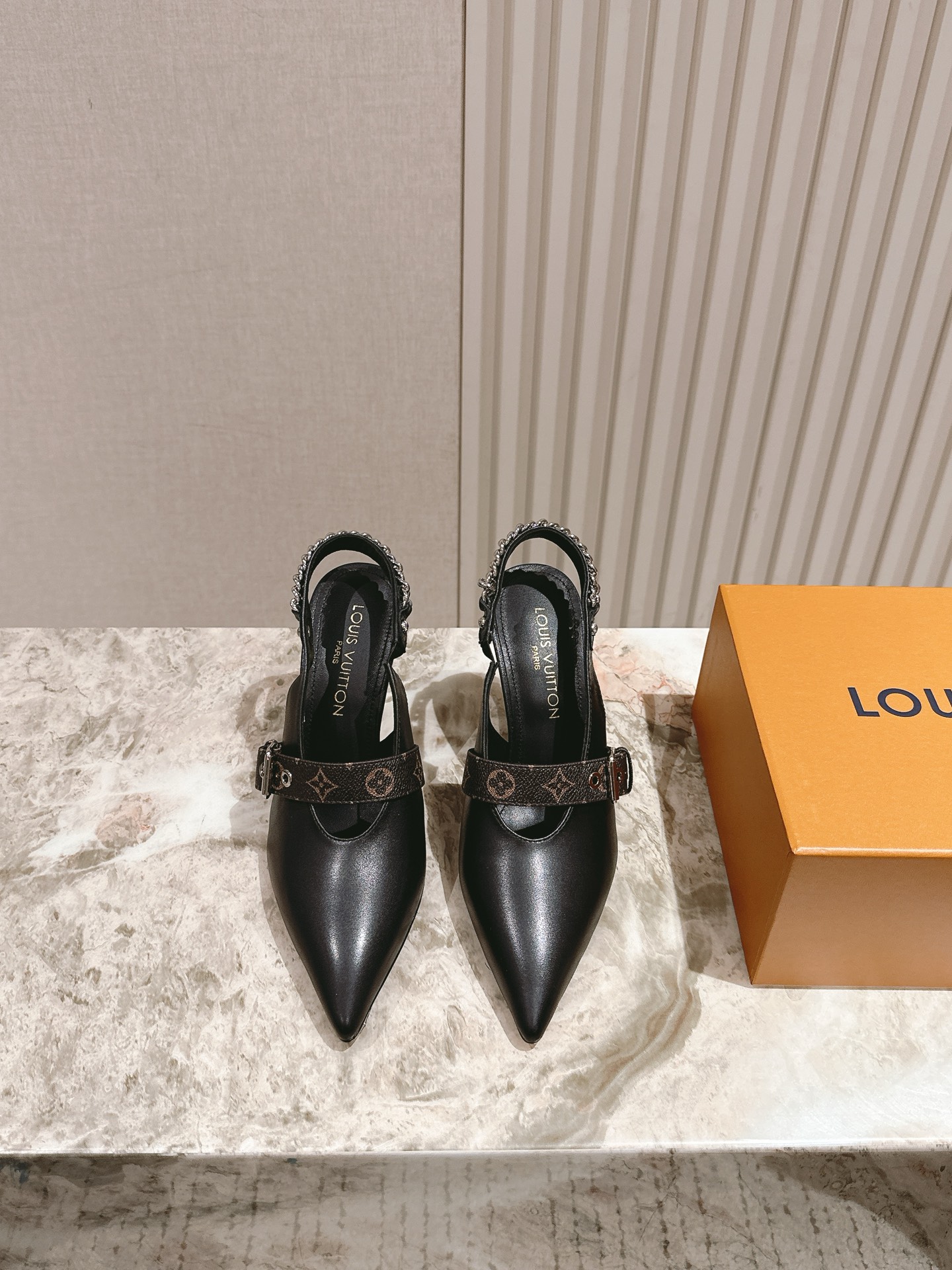LV New Arrival – Spring/Summer Mary Jane Shoes