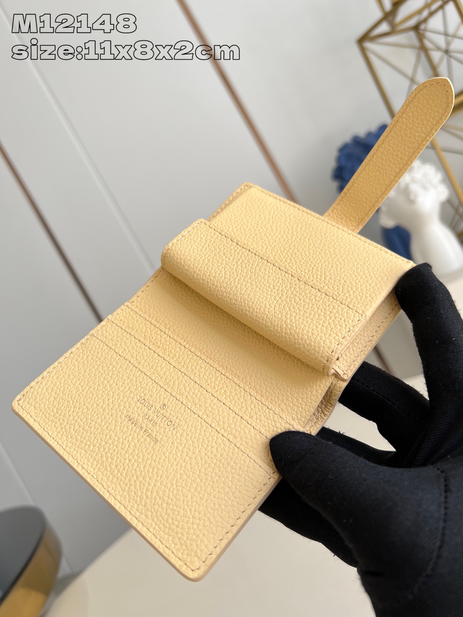 LV-M12148-Low Key wallet