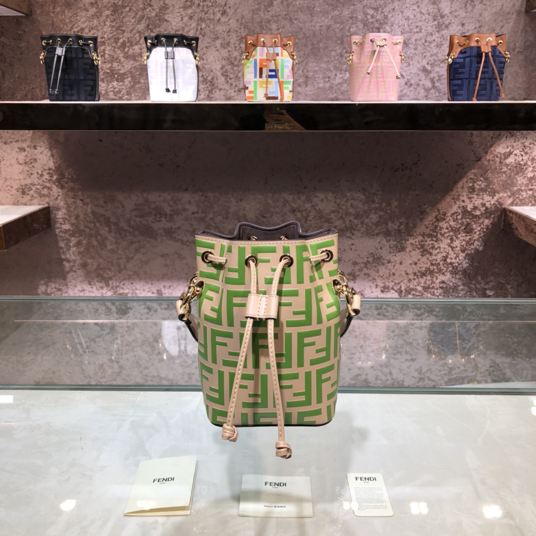 FENDI-Calfskin FF Logo Bucket Bag-Beige