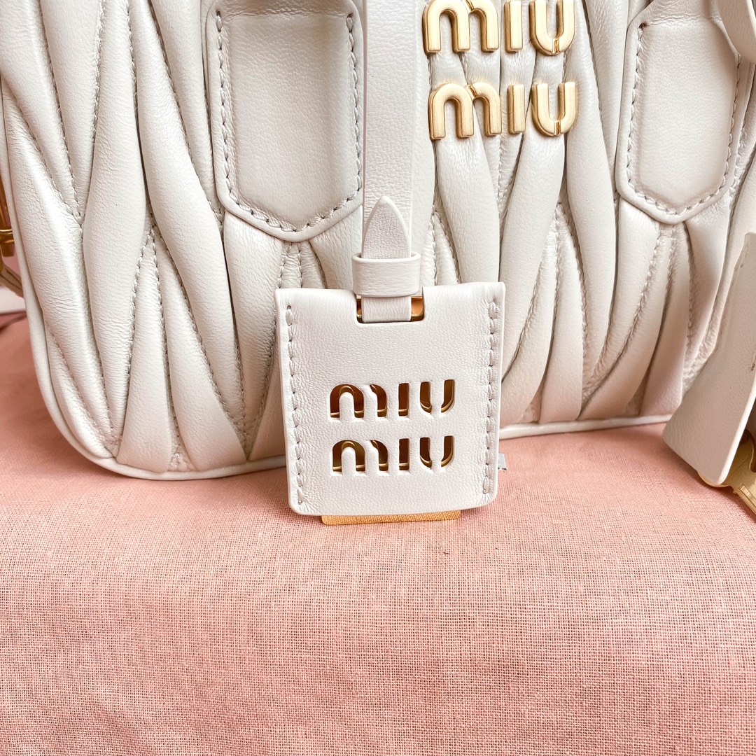 Miumiu-5BB123