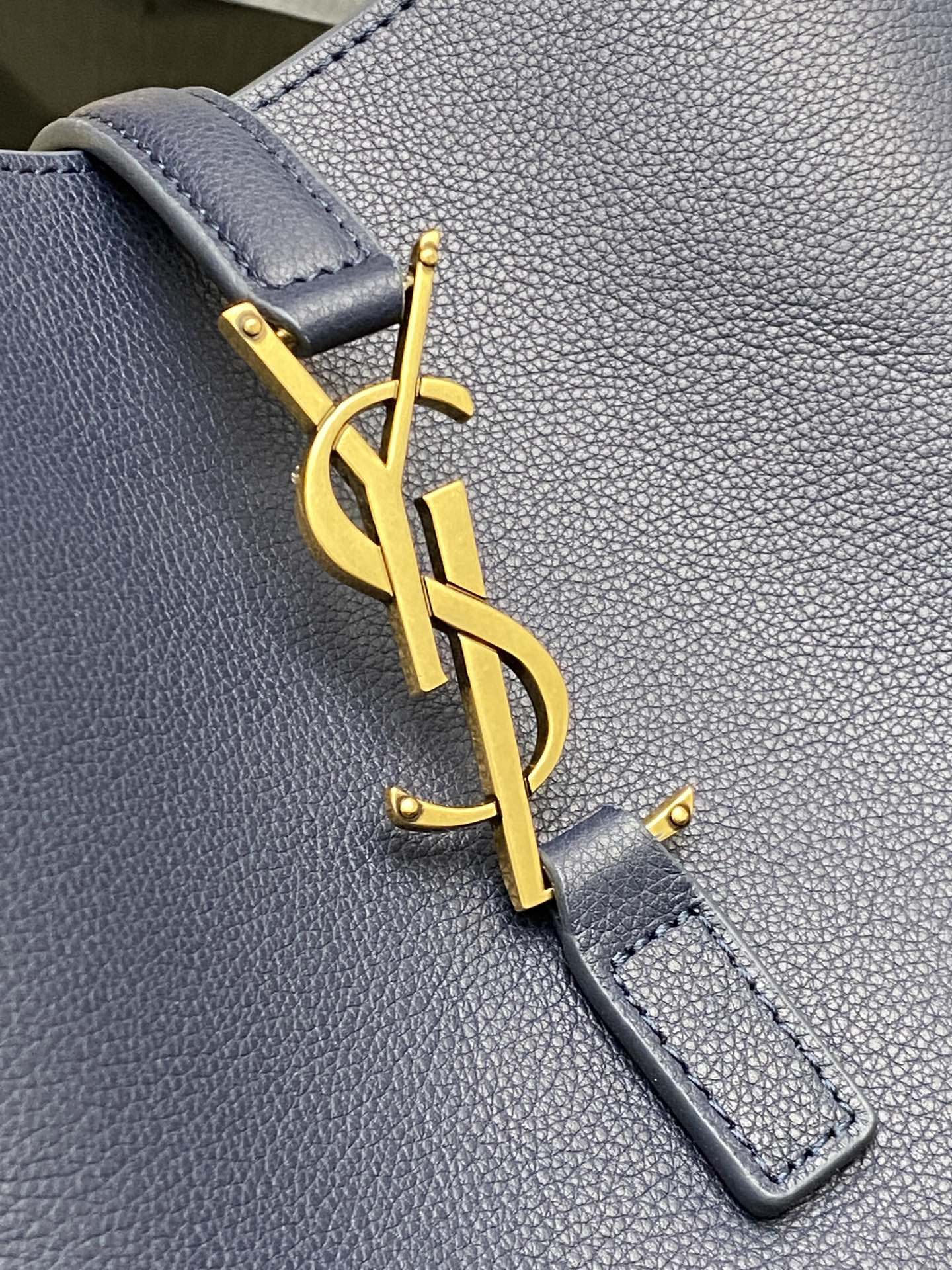 SAINT LAURENT ROSE Hobo Bag in Royal Blue